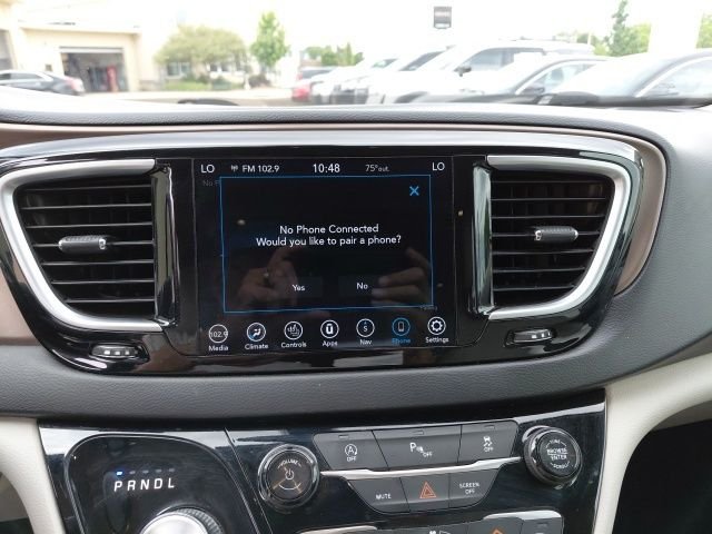 Used 2019 Gray Chrysler Touring L Plus image 18
