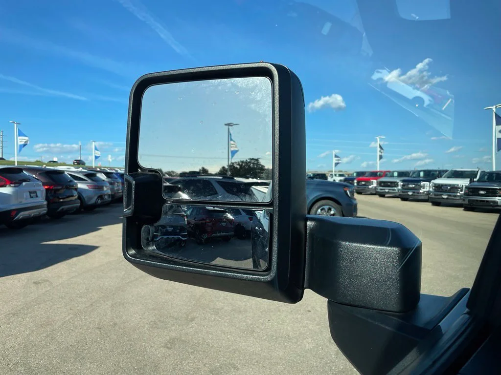 Used 2021 Gray Chevrolet RST image 28