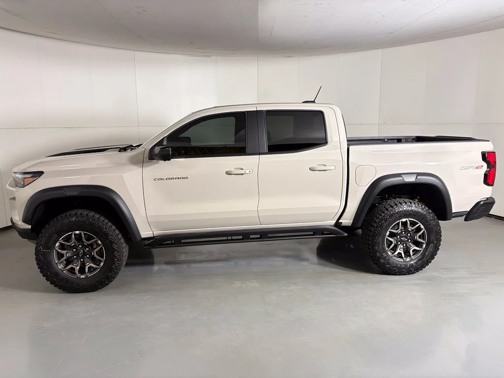 New 2026 White Sands Chevrolet ZR2 image 6