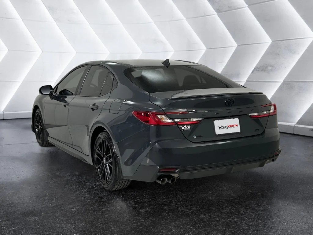 Used 2026  Toyota SE image 6