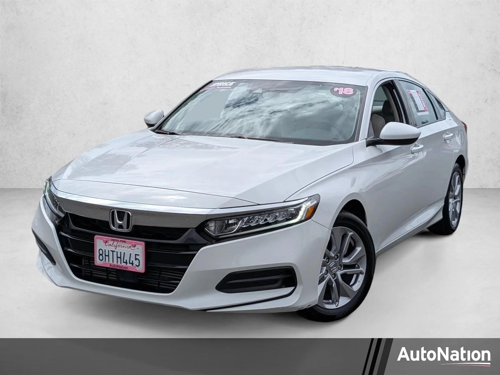 Used 2018 White Honda LX 1.5T image 1