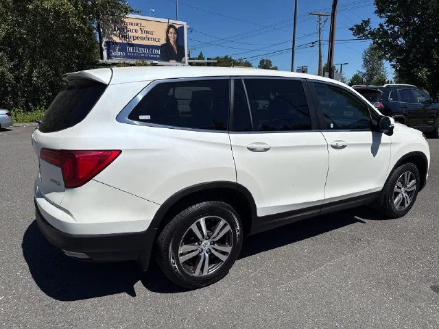 Used 2016 White Diamond Pearl Honda EX image 7