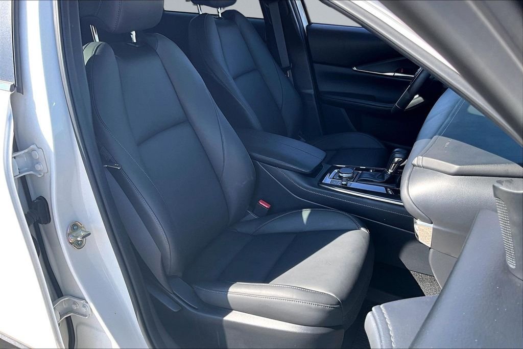 Certified Used 2025 White Mazda 2.5 S Preferred Package image 7