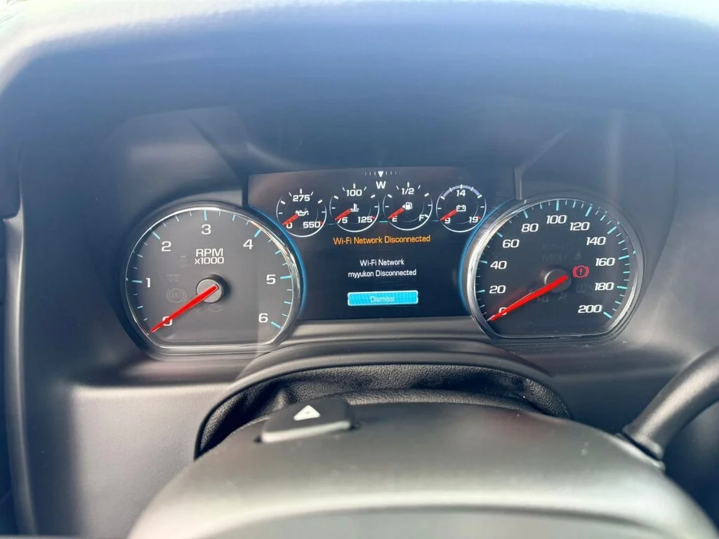 Used 2020 Quicksilver Metallic GMC 4x4 Denali Dilawri Certified   Local BC   Regularl image 14