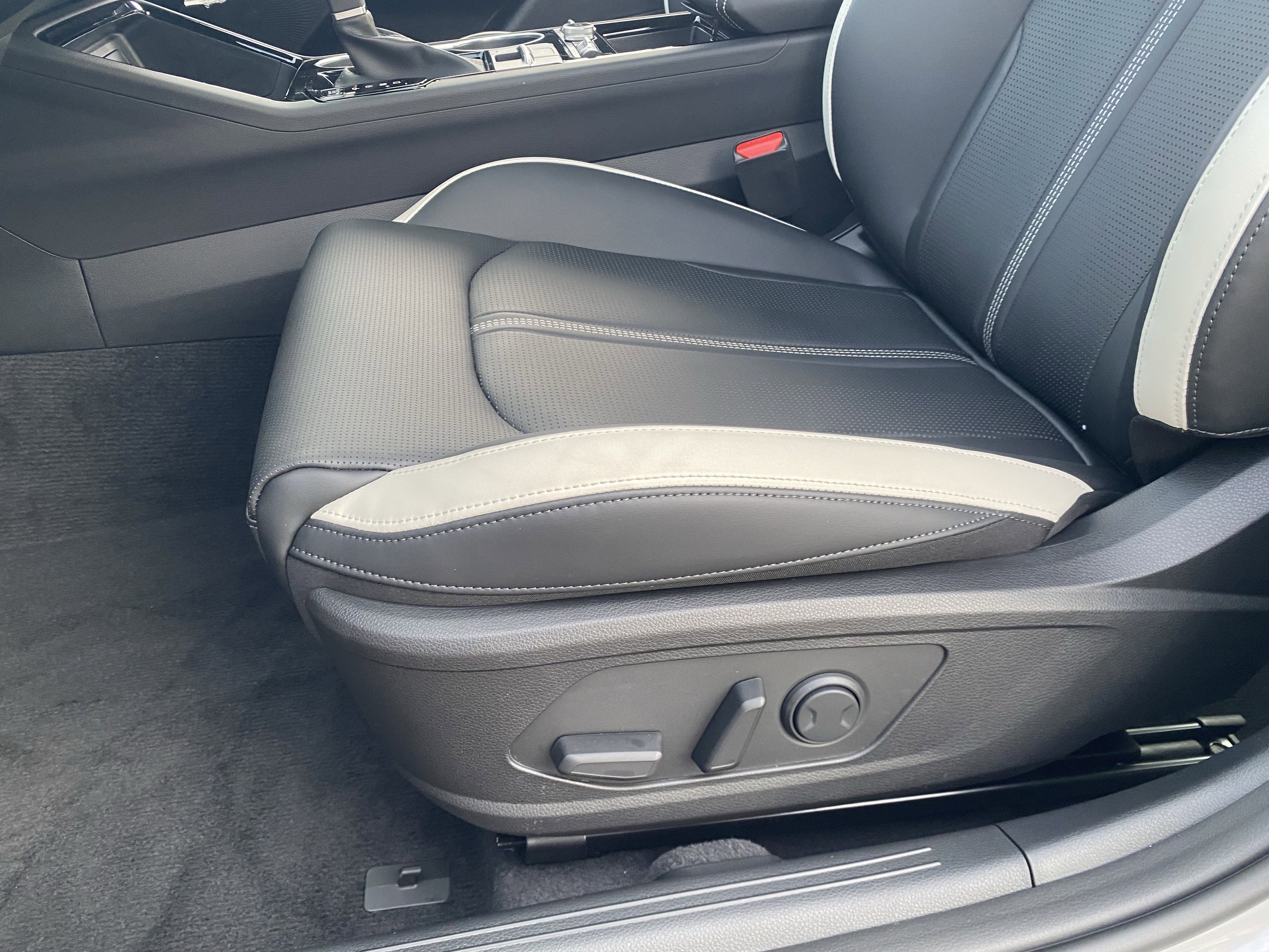 New 2026 Wolf Gray Kia GT-Line FWD image 19