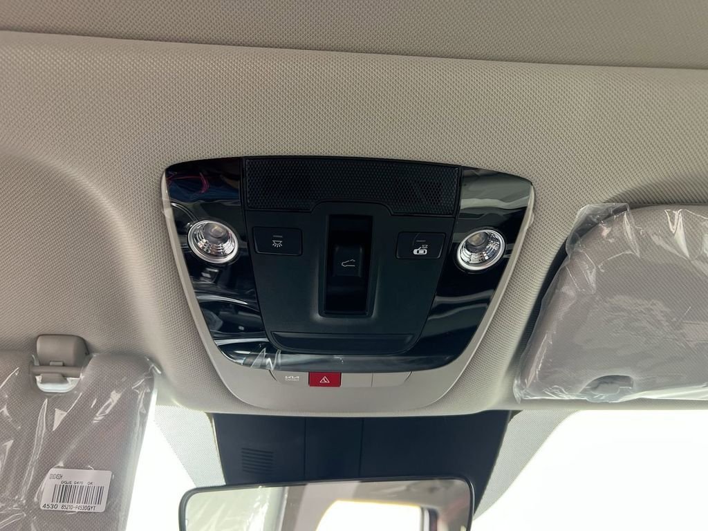 New 2026 Glacial White Pearl Kia S image 18