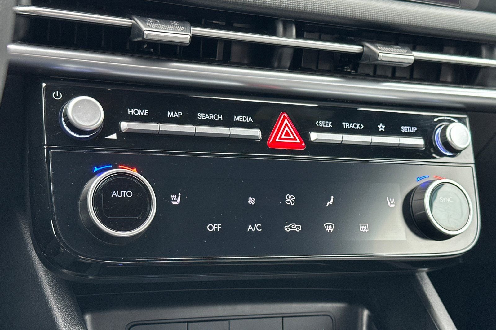 2025 Hyundai Santa Cruz SEL - Photo 21