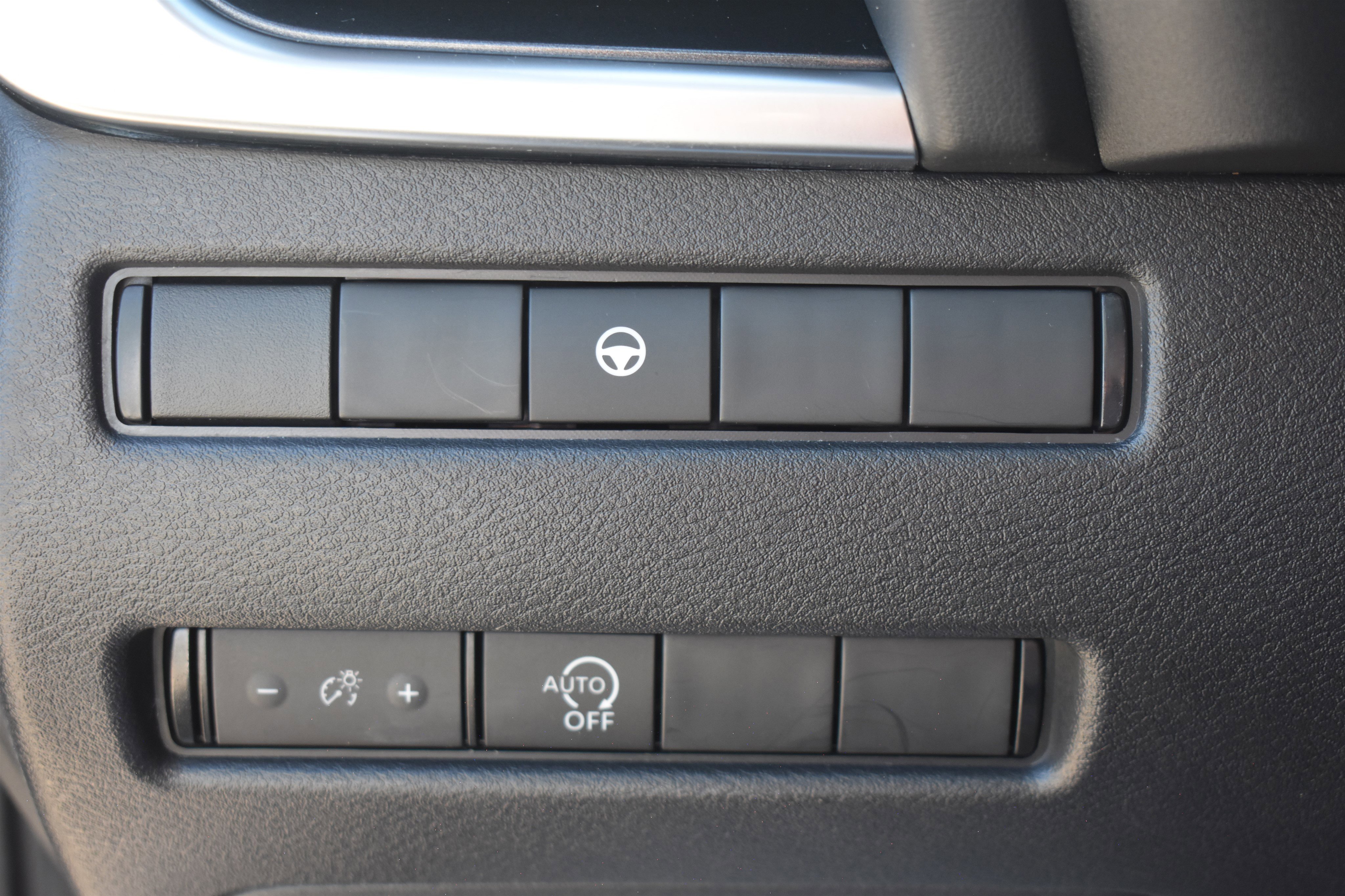 2023 Nissan Rogue SV - Photo 28