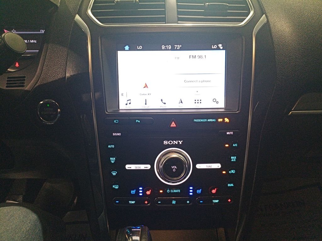 Used 2019 White Ford Sport image 21