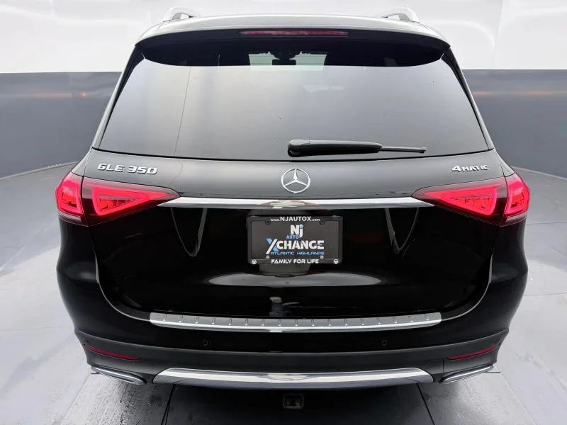 Used 2023  Mercedes-Benz GLE 350 4MATIC® Sport Utility 4D image 6