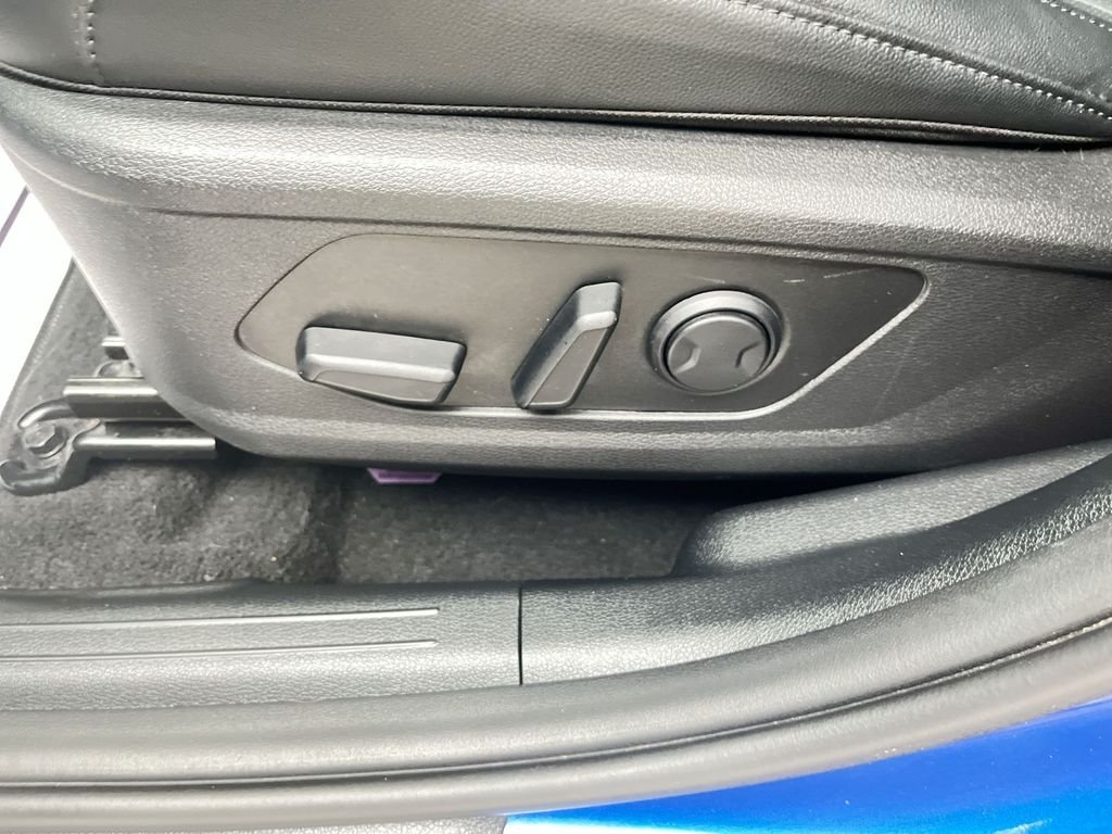 Used 2023 Blue Kia X-Pro image 12