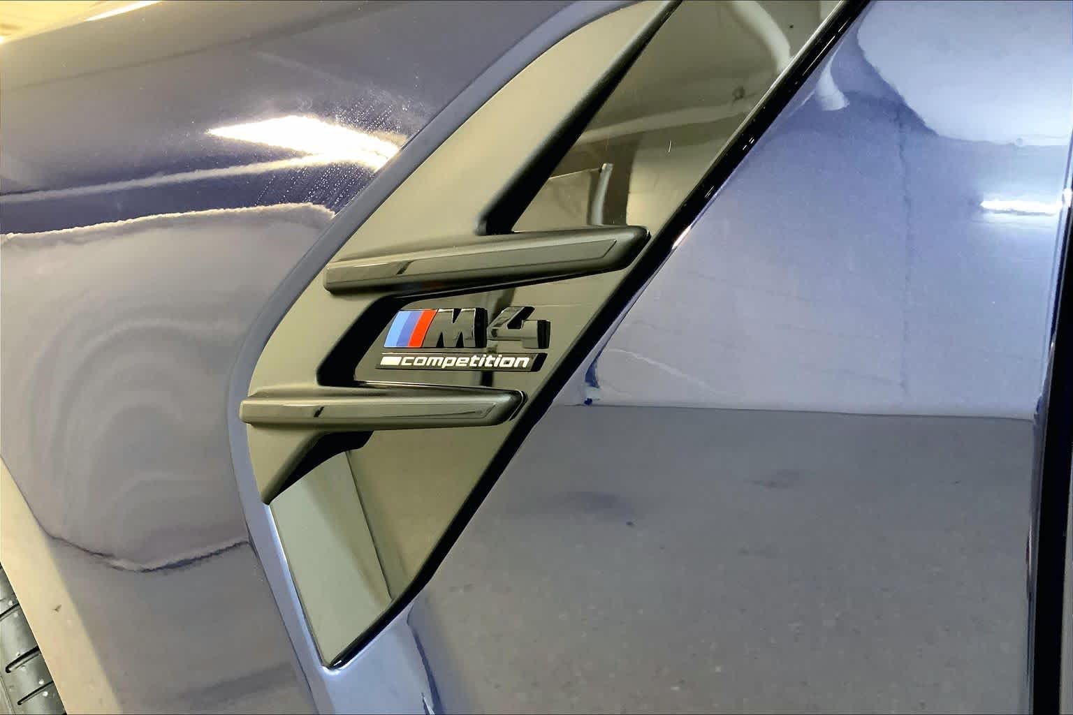 New 2027 Tanzanite Blue II Metallic BMW Competition xDrive image 15