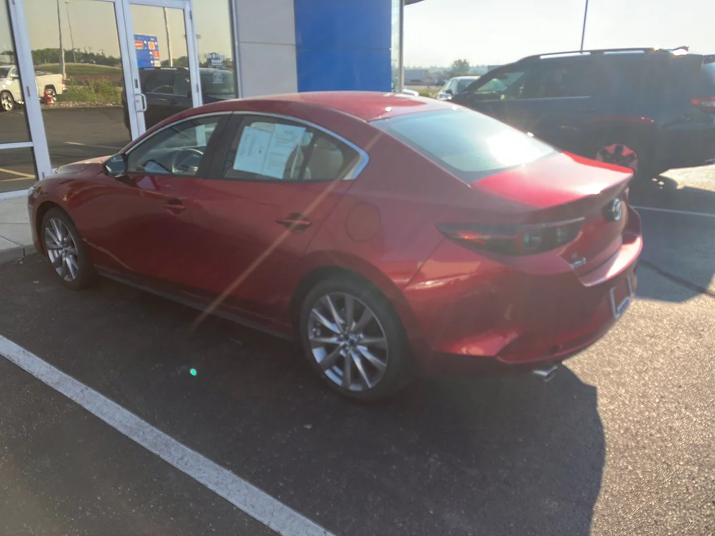 Used 2026 Soul Red Crystal Metallic Mazda GS image 5