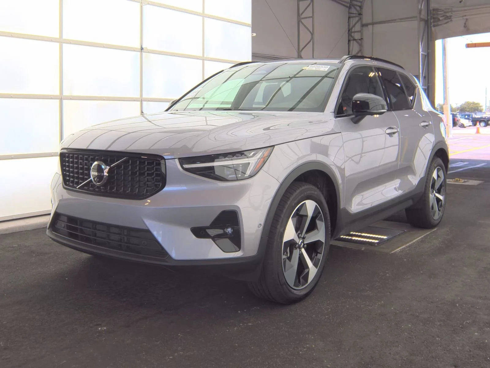 2026 Volvo XC40's photo