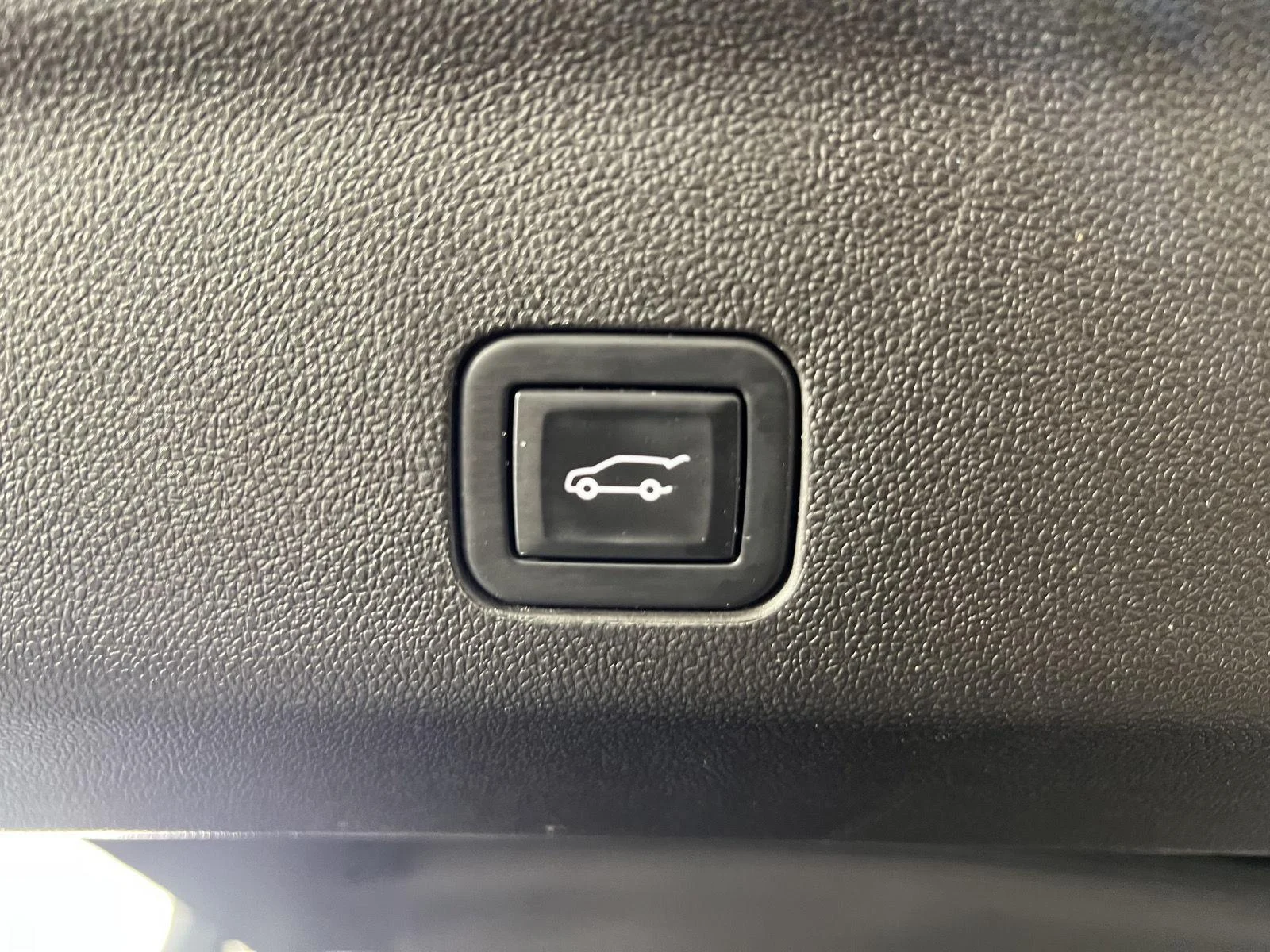 Used 2021 Summit White Chevrolet Premier image 29