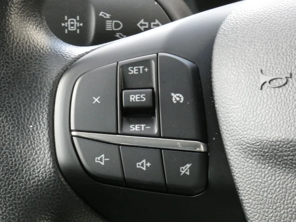 Used 2026 Gray Ford XLT image 12
