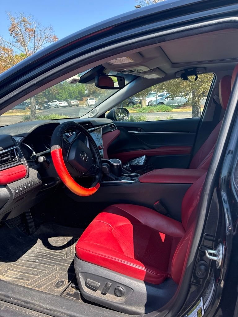 Used 2018 Black Toyota XSE image 7