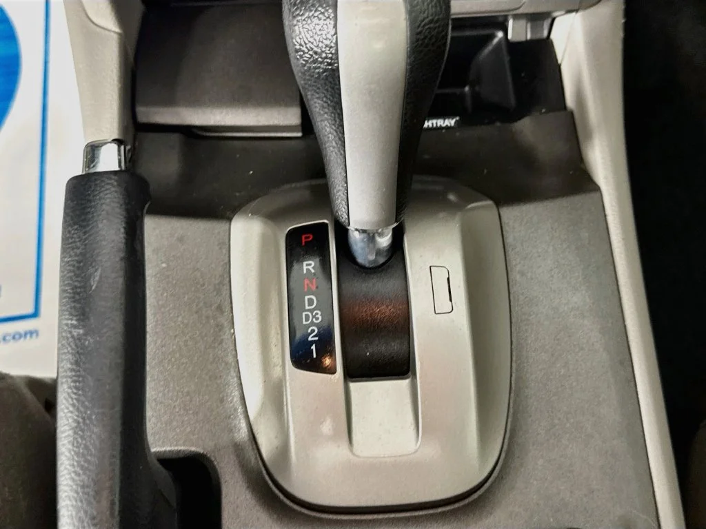 Used 2012 Alabaster Silver Metallic Honda EX image 17