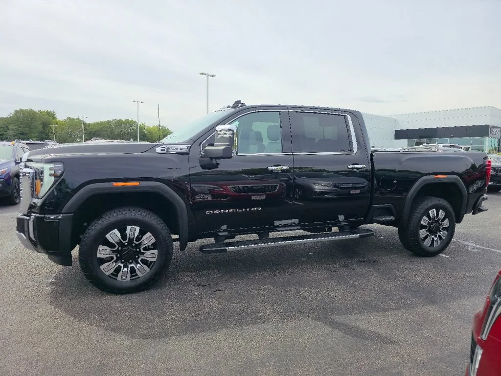 2026 GMC Sierra 2500HD Denali - Photo 10