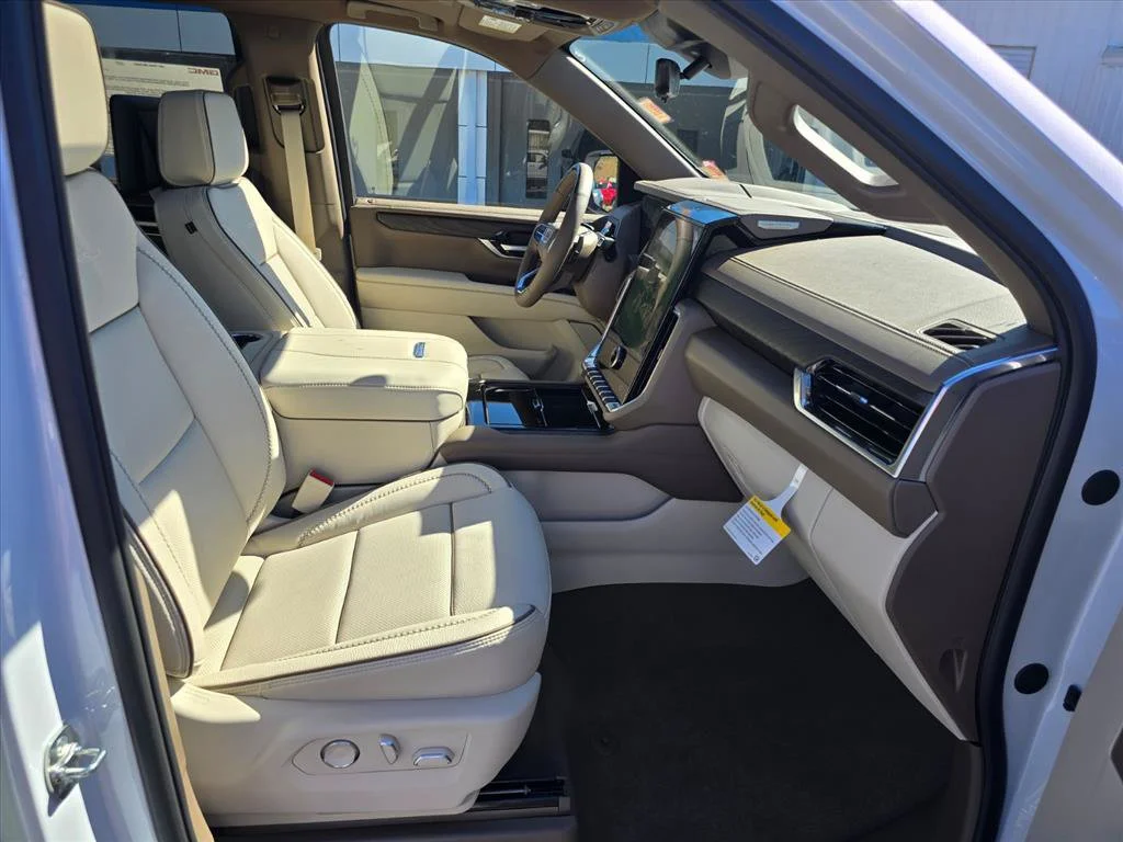 New 2027 Glacier White Tricoat GMC Denali image 18