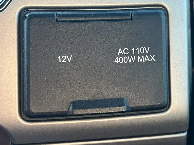 Used 2022  Ford  image 25