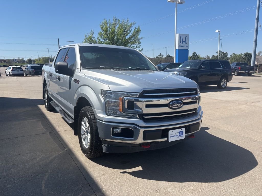 Used 2018 Silver Ford XLT image 3