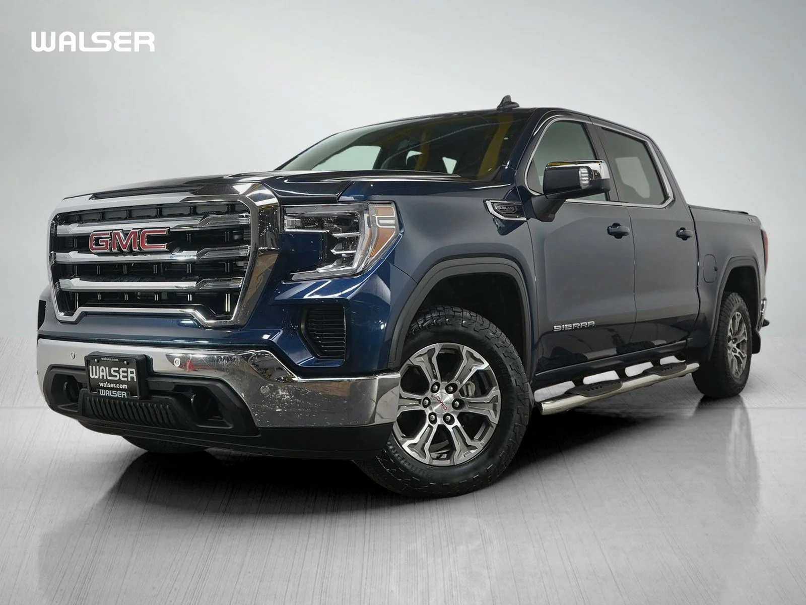 2019 GMC Sierra 4WD Crew Cab Short Box SLE's photo