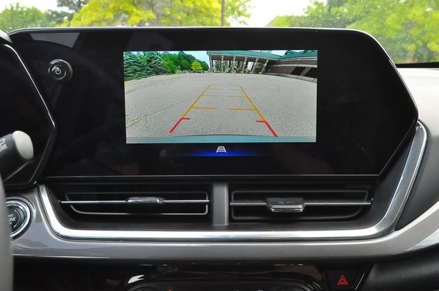Used 2024 Gray Chevrolet ACTIV image 32