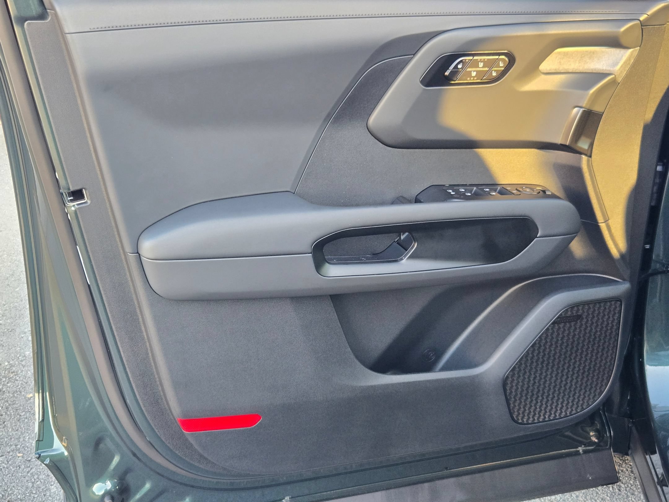 New 2027 Black Jade Green Kia X-Line SX image 19
