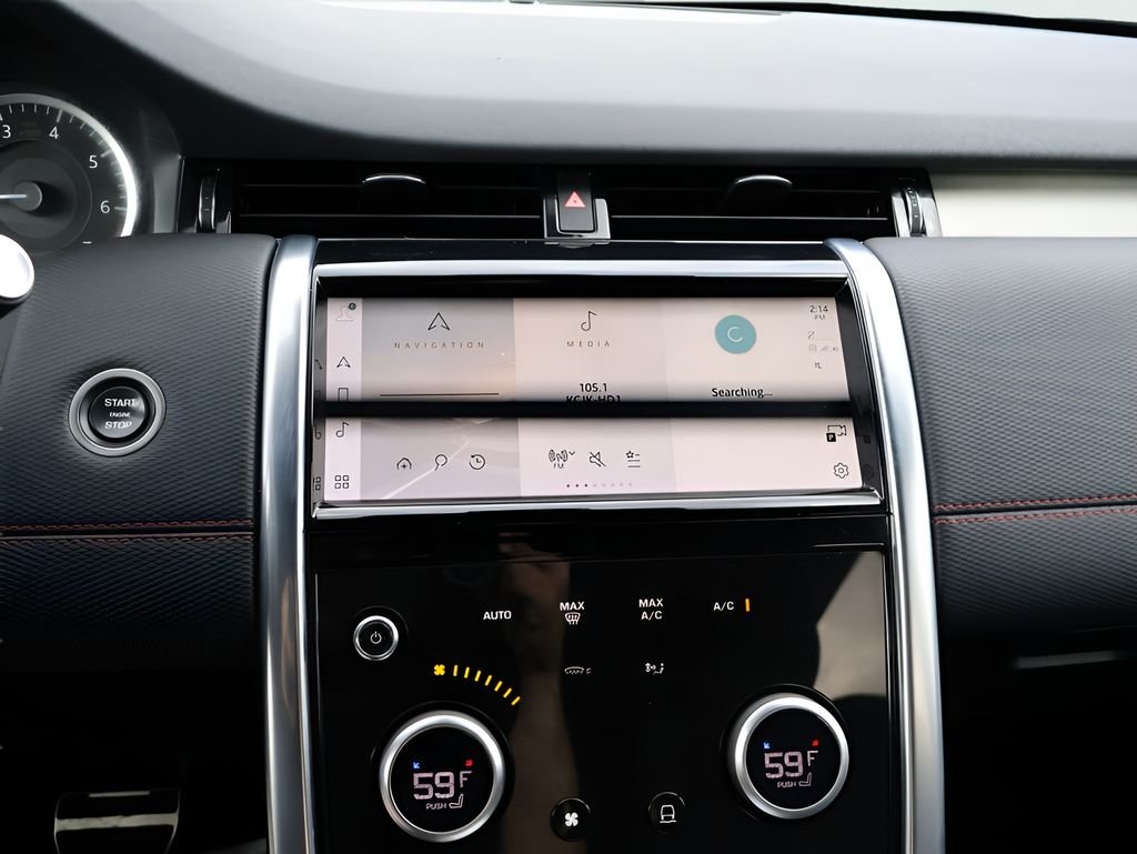 Used 2023 White Land Rover SE R-Dynamic image 22