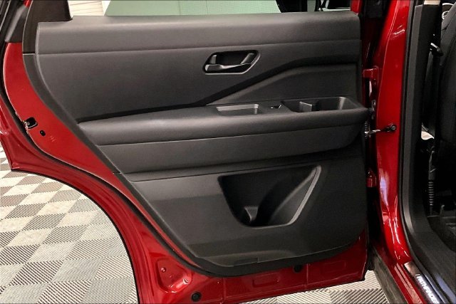 Used 2023 Scarlet Ember Tintcoat Nissan SV image 23