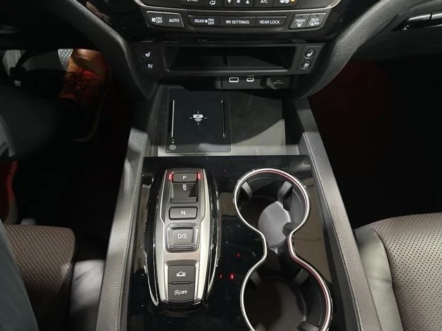 New 2026 Sonic Gray Pearl Honda Black Edition image 24