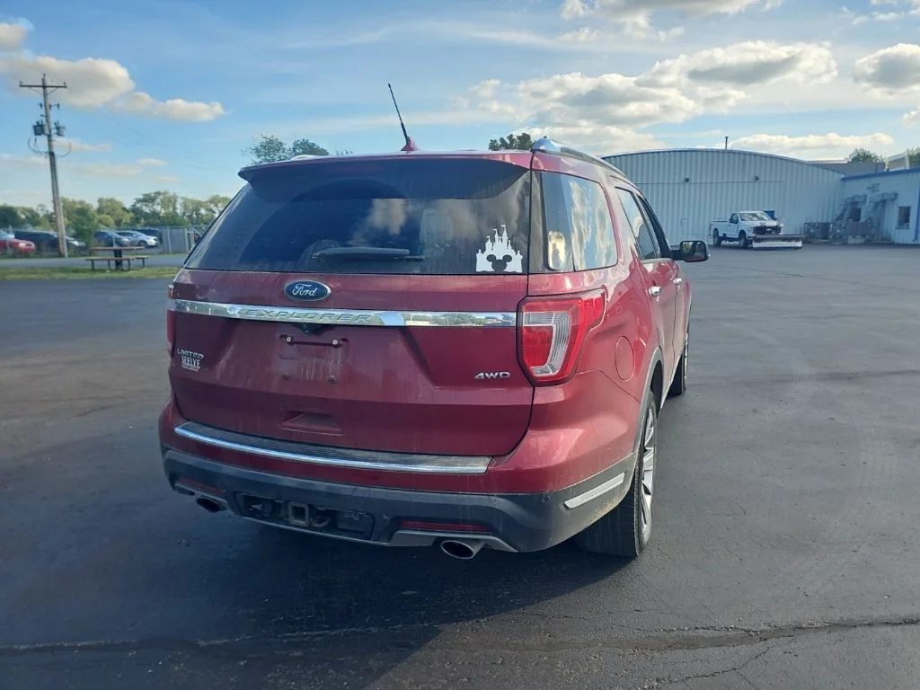 Used 2019 Red Ford Limited image 12