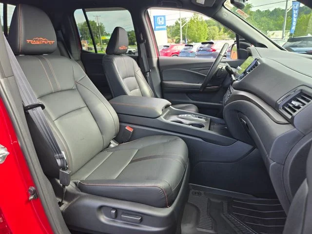 Used 2025 Red Honda TrailSport image 21