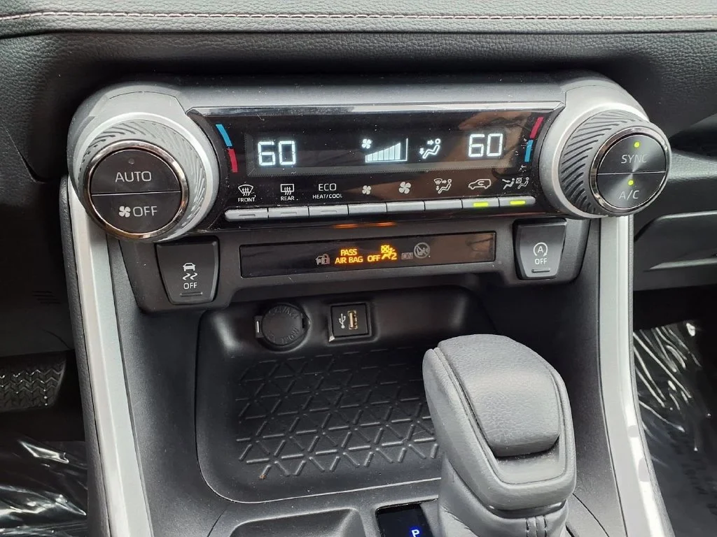 Certified Used 2025 Silver Toyota XLE image 10