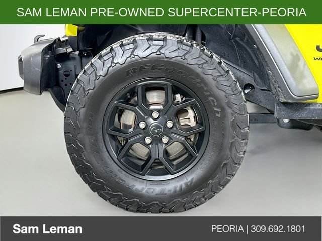 Used 2024 Yellow Jeep Sport image 28