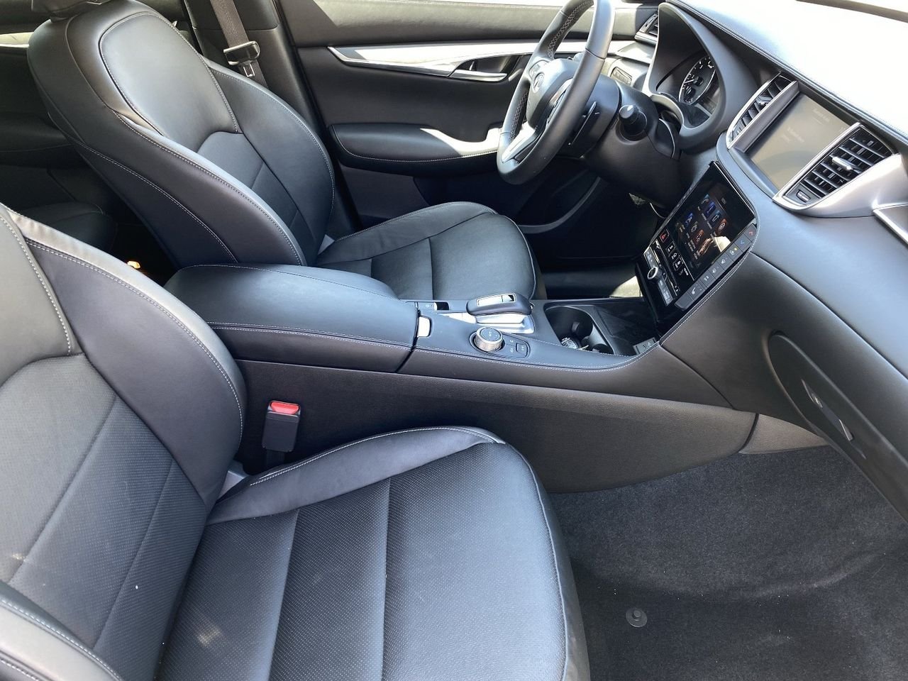 2025 INFINITI QX50 Luxe - Photo 10