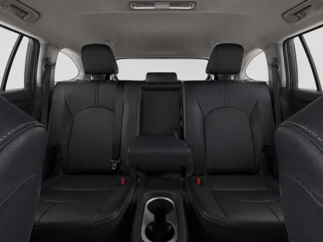 Used 2023 Pearl Toyota XLE image 19
