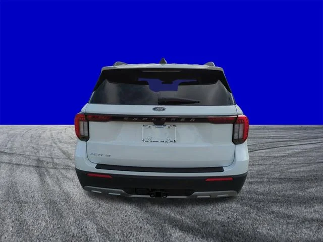 New 2026 Star White Metallic Tri-Coat Ford Active image 5