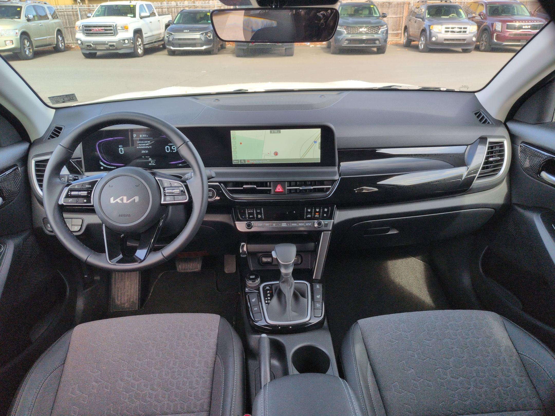 2026 Kia Seltos S - Photo 9
