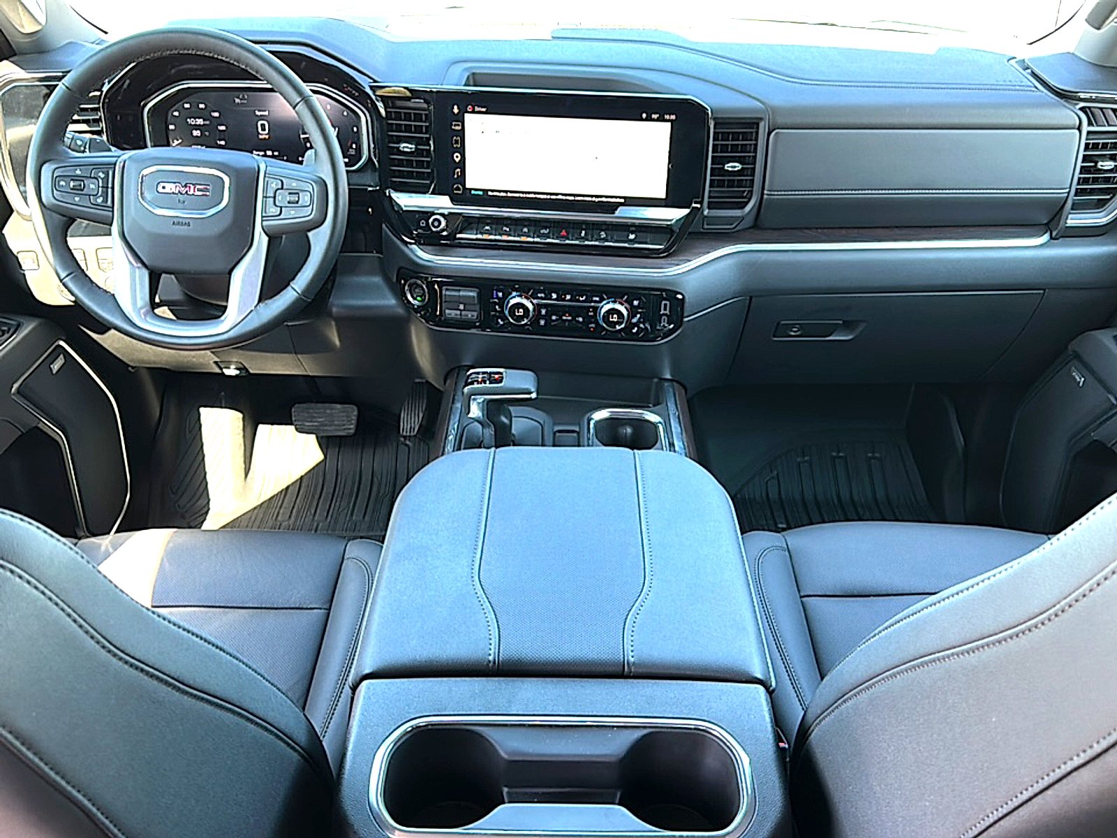 Used 2026 Glacier White Tricoat GMC SLT image 22