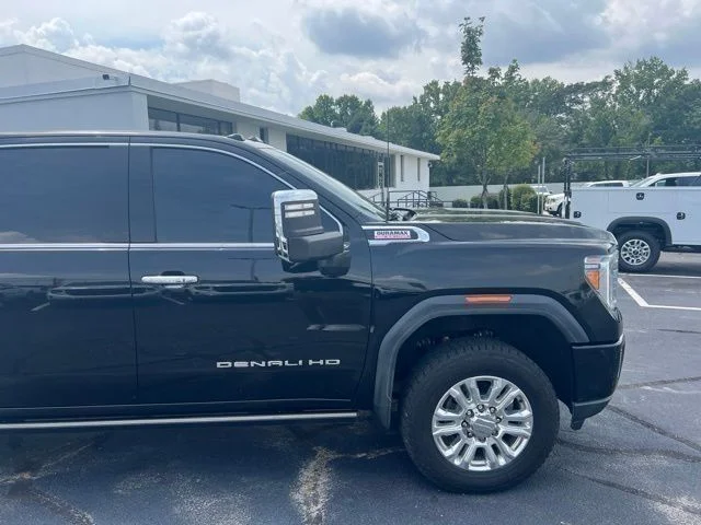 Used 2021 Black GMC Denali image 2