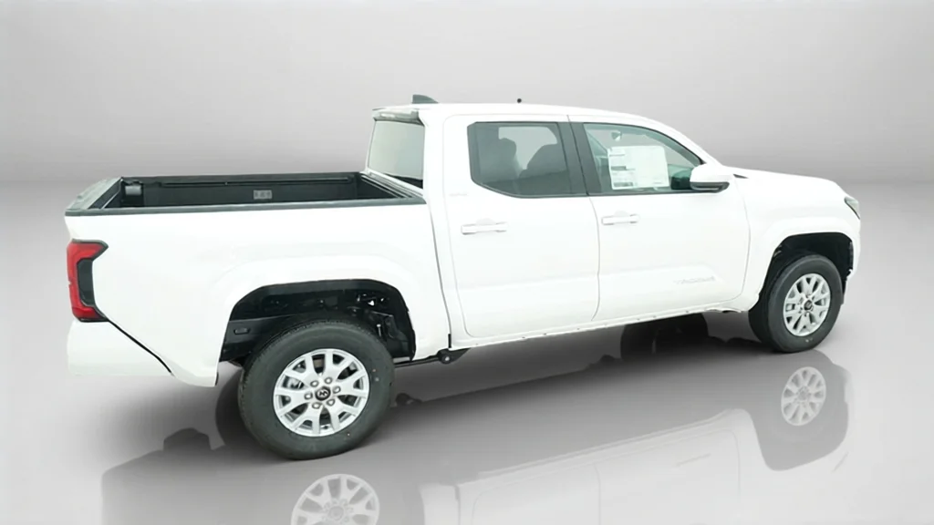 New 2026 Ice Cap Toyota SR5 image 8