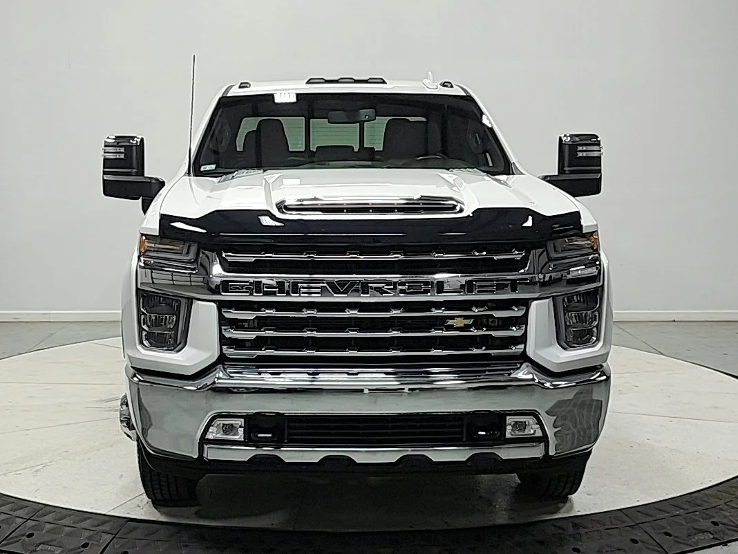 Used 2023 White Chevrolet LTZ image 3