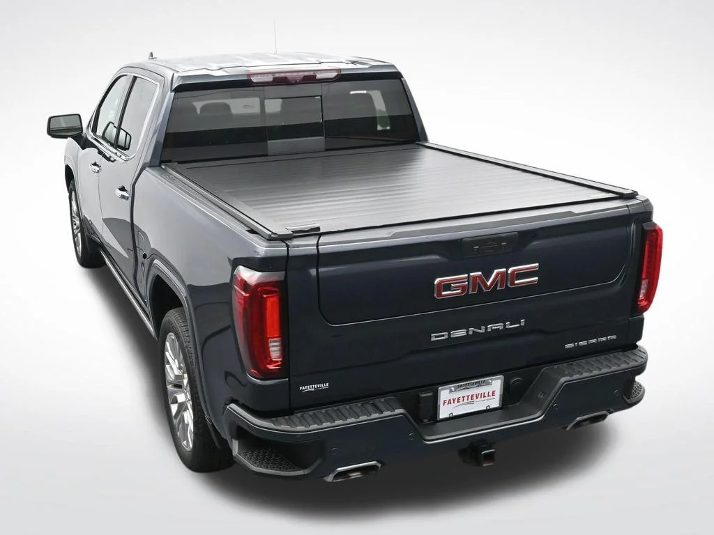 Used 2022 Blue GMC Denali image 27