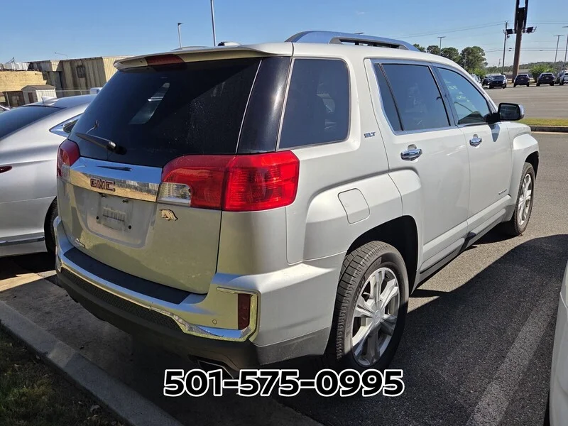 Used 2017 Quicksilver Metallic GMC SLT image 4