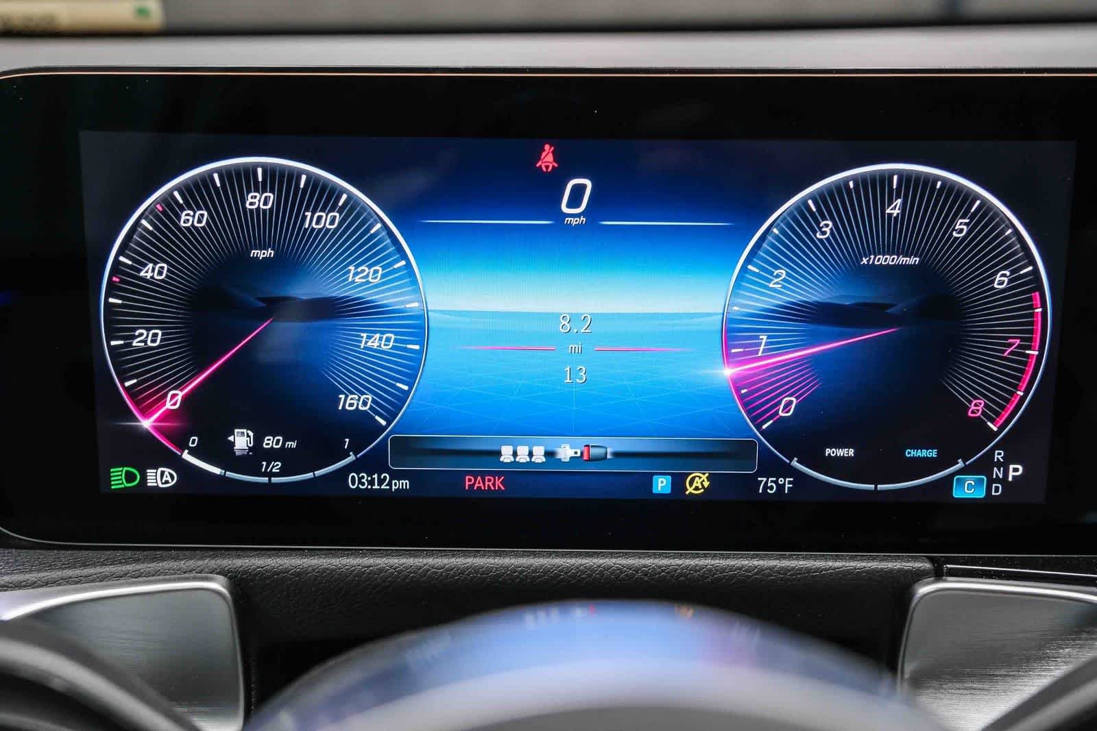 New 2026 Polar White Mercedes-Benz GLB 250 image 71