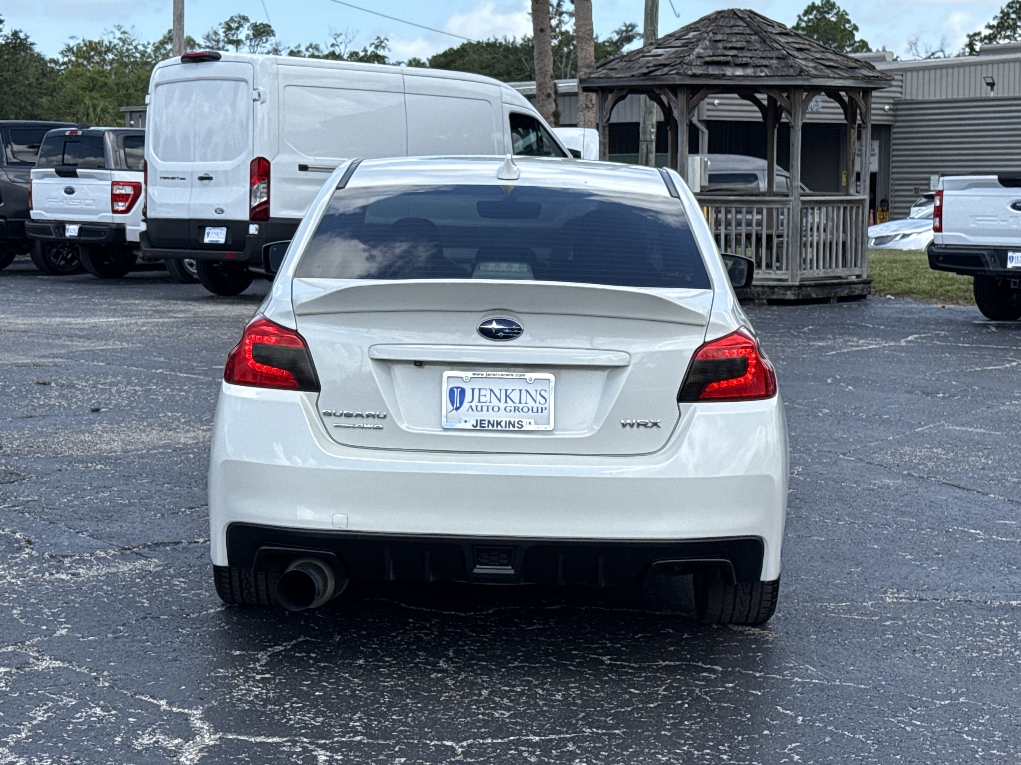 Used 2018 Crystal White Pearl Subaru Base image 9