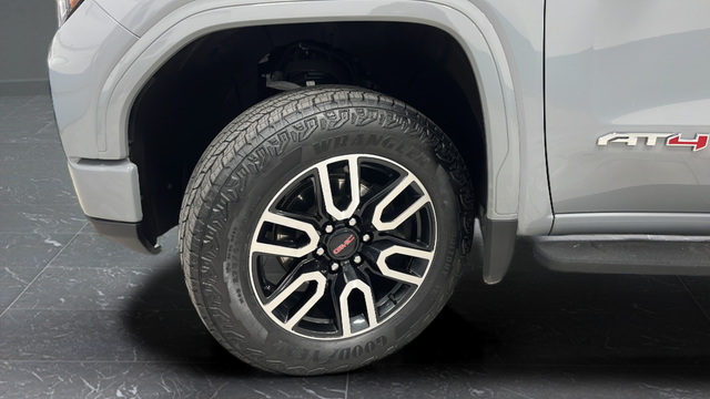 Used 2025 Thunderstorm Gray GMC AT4 image 37