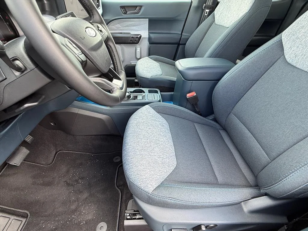 Used 2026 Gray Ford XLT image 8